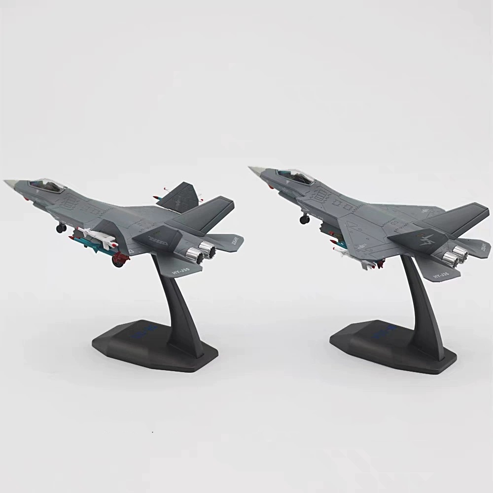Home Office Pay - Modèle d'avion J-35 à l'échelle 1:100,