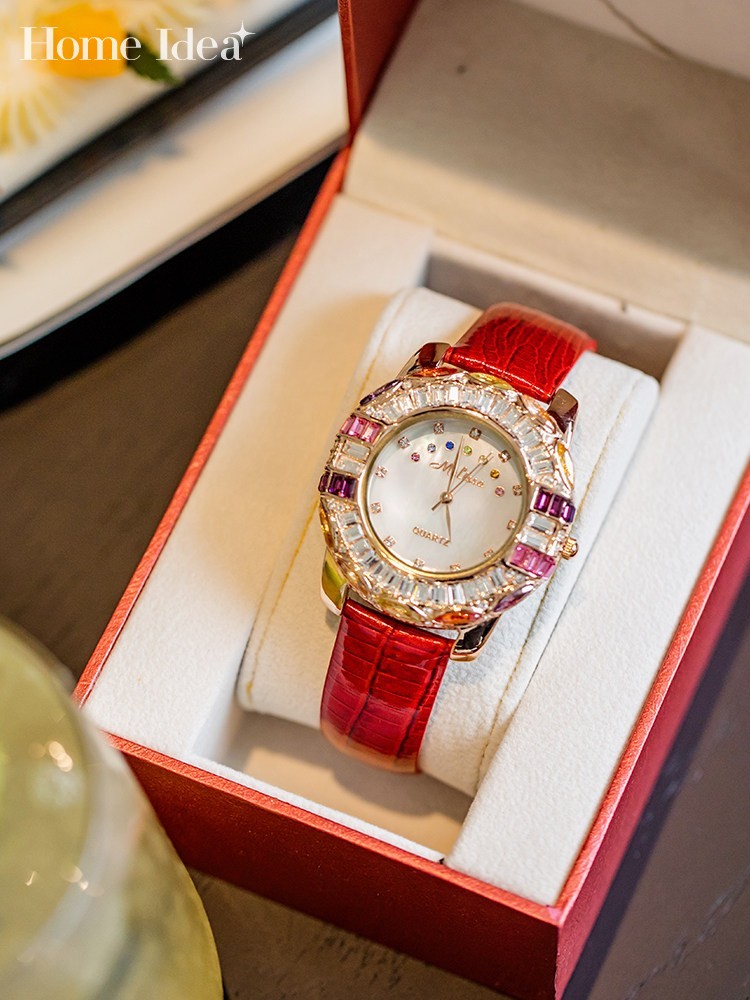 Home Office Design Ideas - Nouvelle Montre-Bracelet de Luxe pour Femme