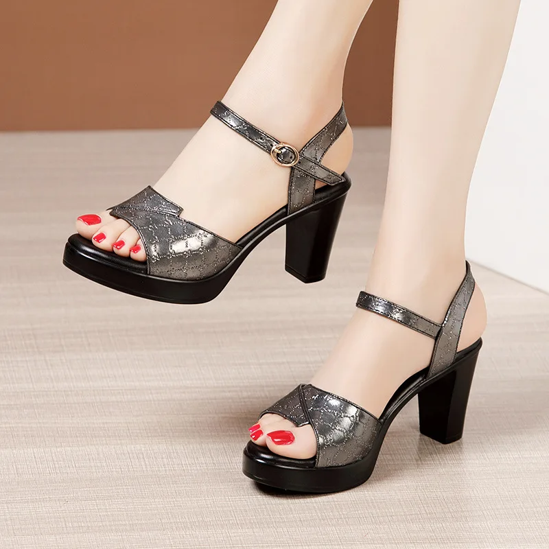 Sandales à talons carrés épais - Home Office Size avis et prix